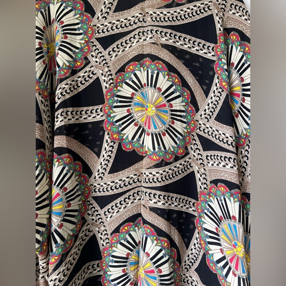 Passion Fusion Kimono - Picture 3 of 5